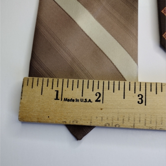 Bundle of 3 silk and silk blend ties - Picture 6 of 9